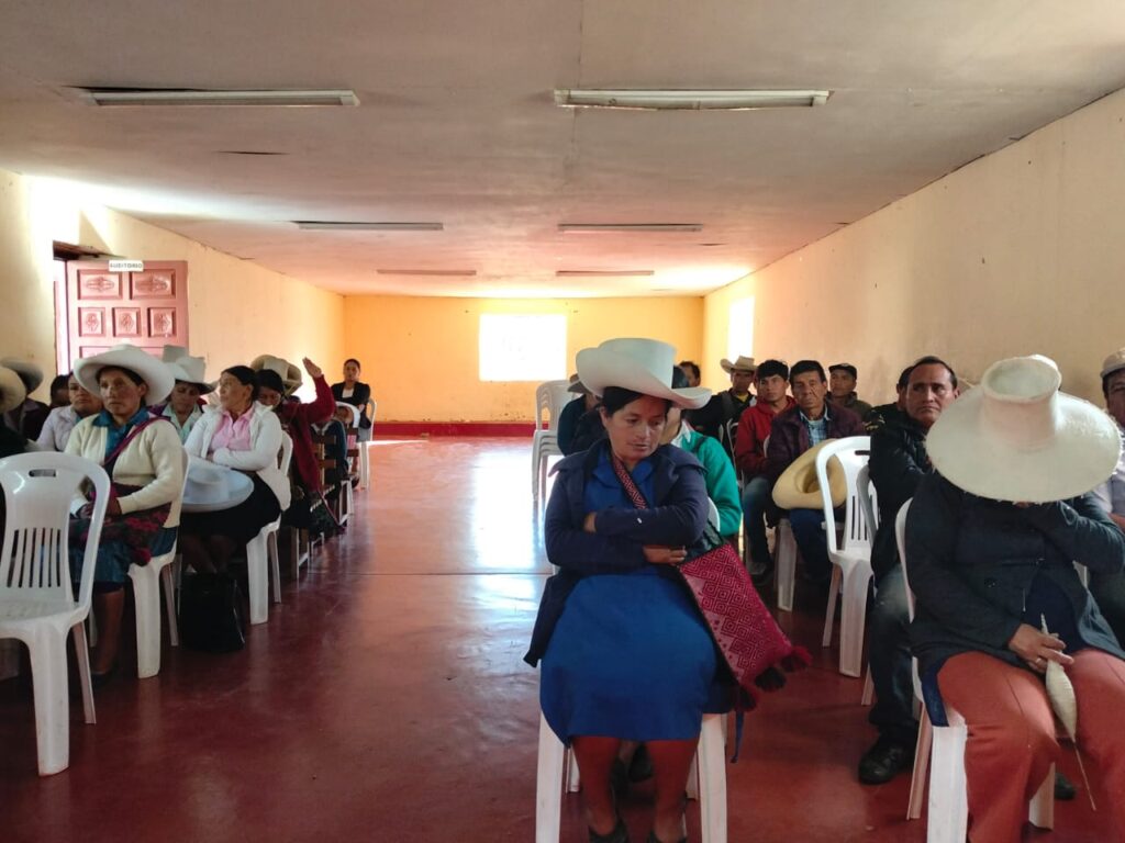 Escuela integral “reunión con las padres de familia”
