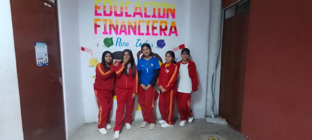 Mural artístico “Educación Financiera”