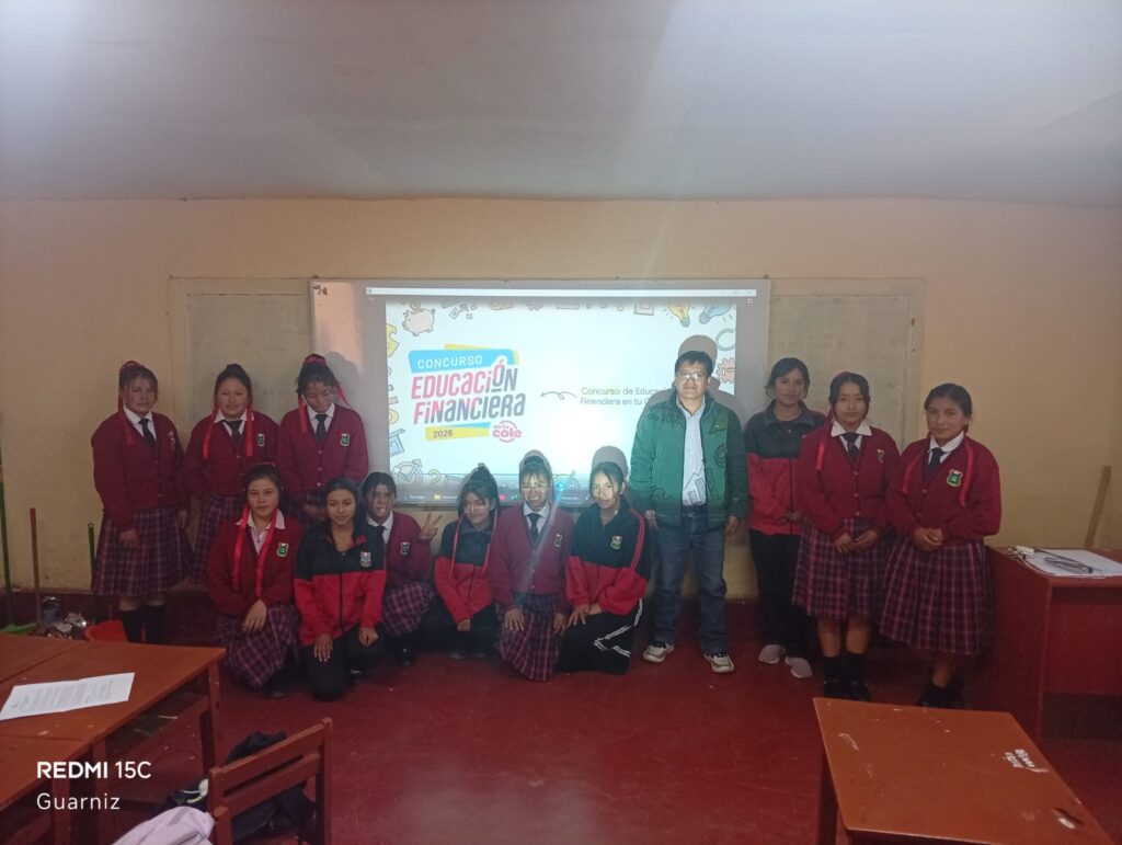 Educación financiera en tu cole – I.E ” José María Arguedas” Comprendemos el caso y analizamos el reto financiero de Mariela