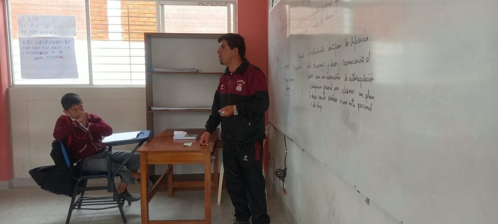ESCUELA INTEGRAL:“Aprendemos a tomar decisiones responsables al administrar nuestro dinero”.
