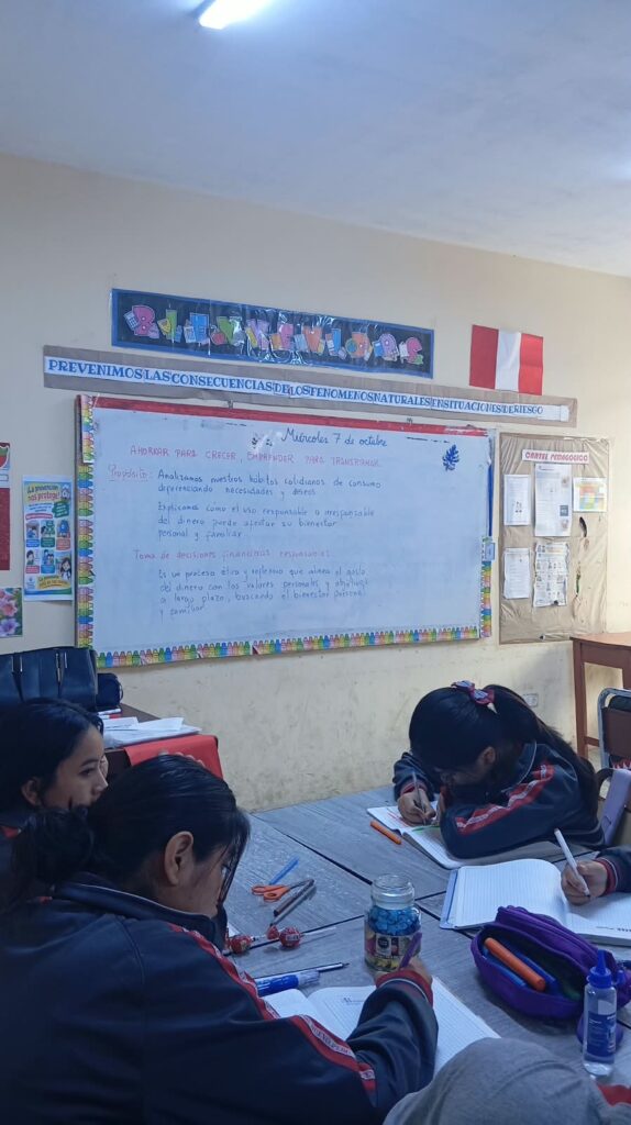 ESCUELA INTEGRAL:AHORRAR PARA CRECER , EMPRENDER PARA TRANSFORMAR.